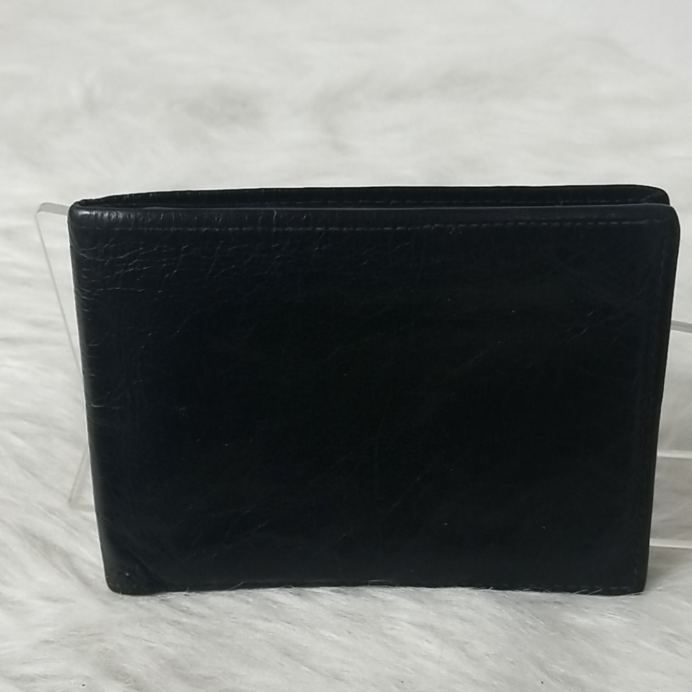 VINTAGE MENS BOSCA WATER BUFFALO WALLET IN BLACK